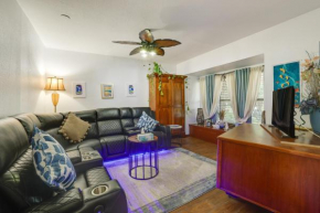 San Antonio Vacation Rental about 4 Mi to Lackland AFB